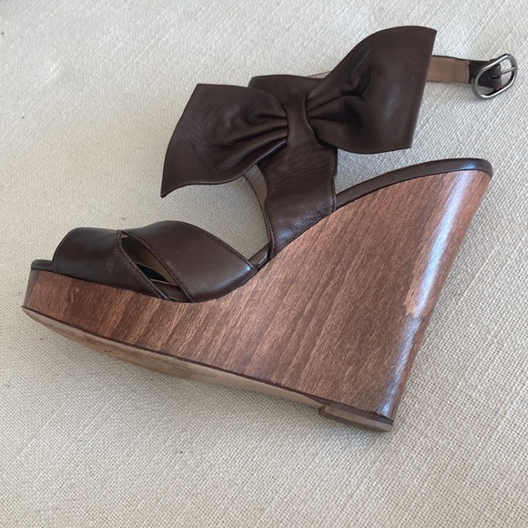 Valentino✨ Vintage Brown Bow Wedges - Picture 4 of 9